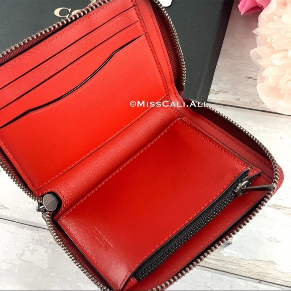 NWT COACH Medium Zip Around Wallet w/ Patch - Red - Picture 6 of 15